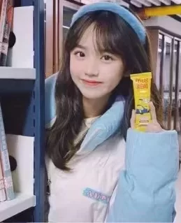 03年萝莉妹妹可无套内射