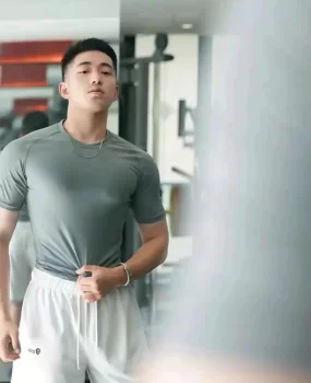 平顶山市区男模活好舒服